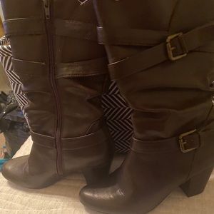 Mid calf heels boots